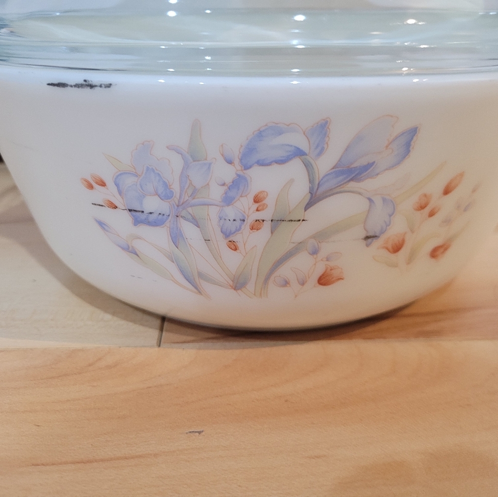 2 Vintage Blue Iris Pyrex baking dishes - Picture 2 of 7